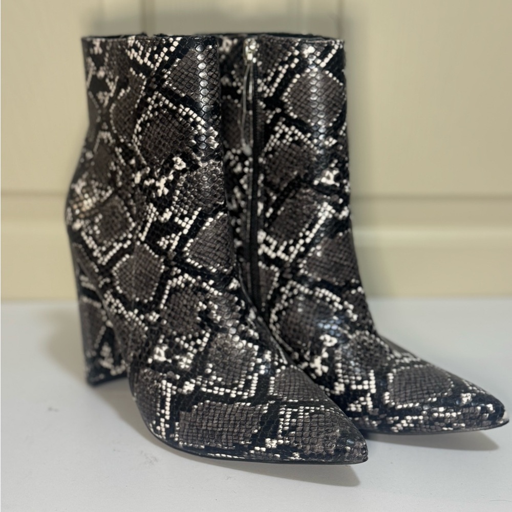 Snakeskin Patterned Ankle Boots